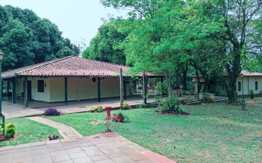 Vendo Gran Quinta en Capiatá – Paraguay